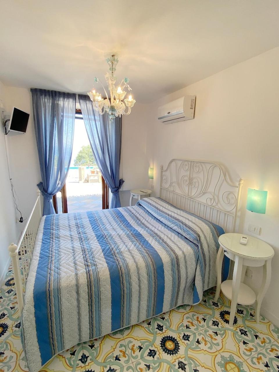 Villa Amalu Capri Piscina E Giardino Екстер'єр фото
